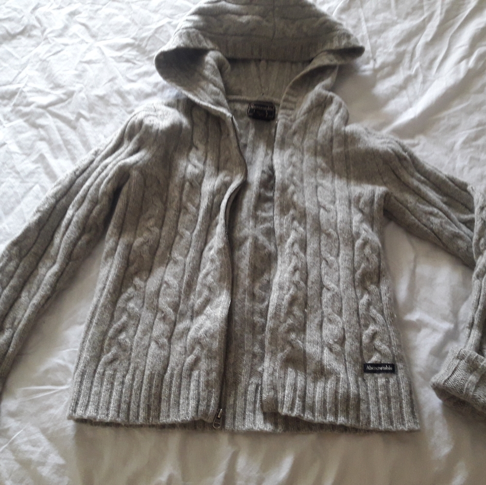 Abercrombie & Fitch 6/7 gray wool hoodie Sweater